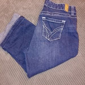 🎉SALE🎉 Maurices capri denim pants 14